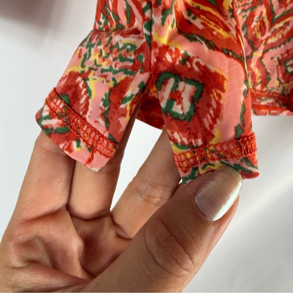 Garnet Hill  Crewneck Sun Shirt Vibrant Geometric Print swim Top Size: M - Picture 9 of 13